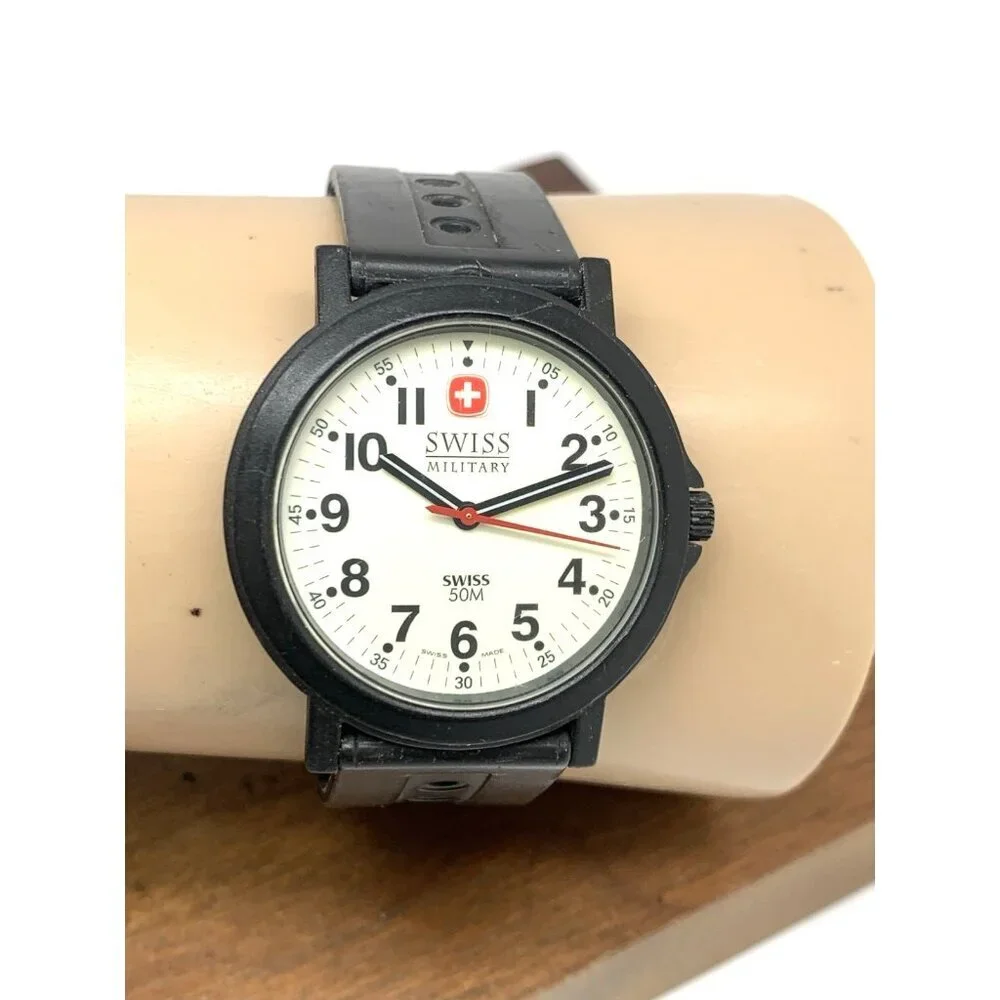 Swiss Military SAK Unisex Watch 092.8307 Swiss Quartz Black Rubber Strap 35mm